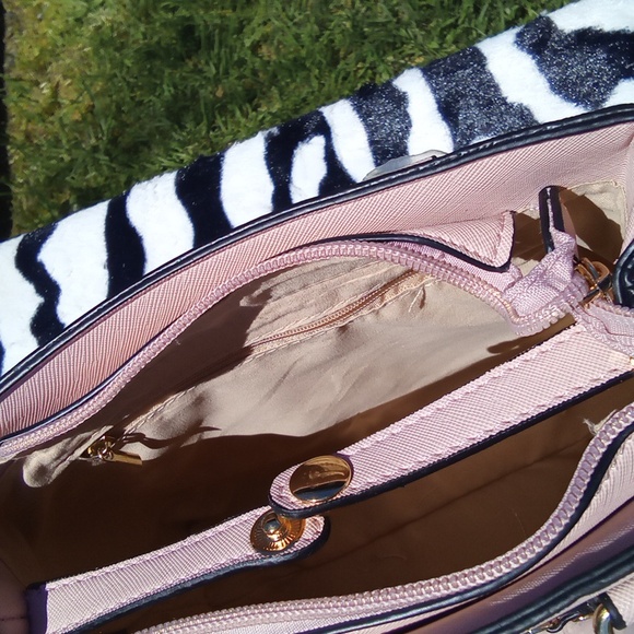 NEW! Marilyn Monroe small handbag/purse - Picture 7 of 8